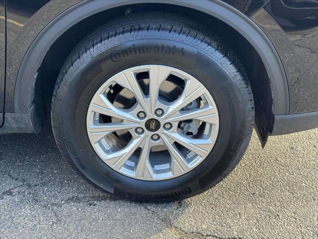 Used 2025 Ford Escape Active w/ Cold Weather Package image 6