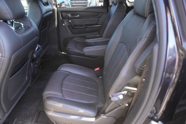 Used 2017 Chevrolet Traverse Premier image 12
