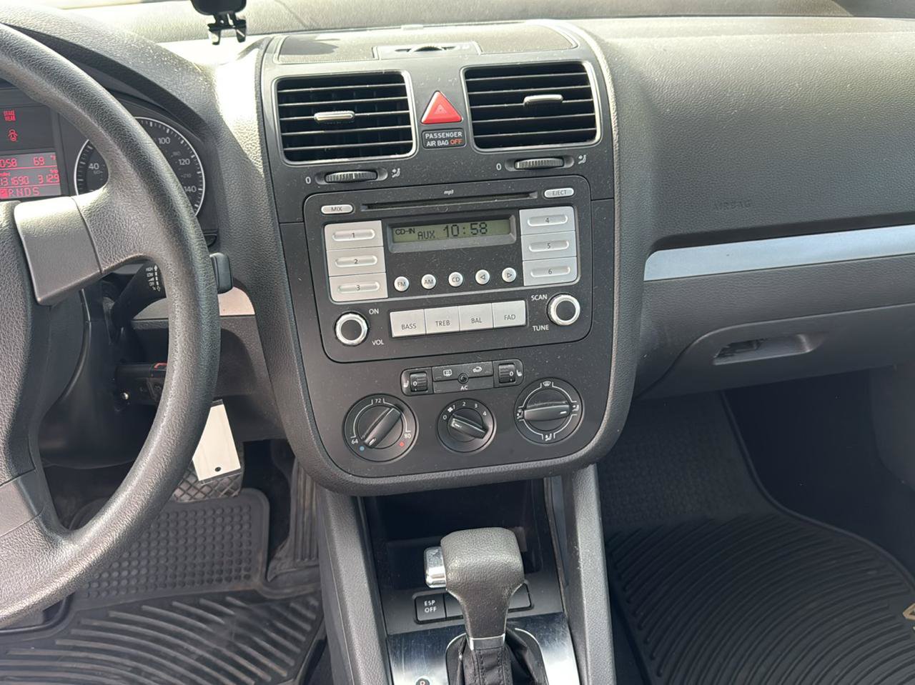 Used 2009 Volkswagen Jetta S FWD image 10