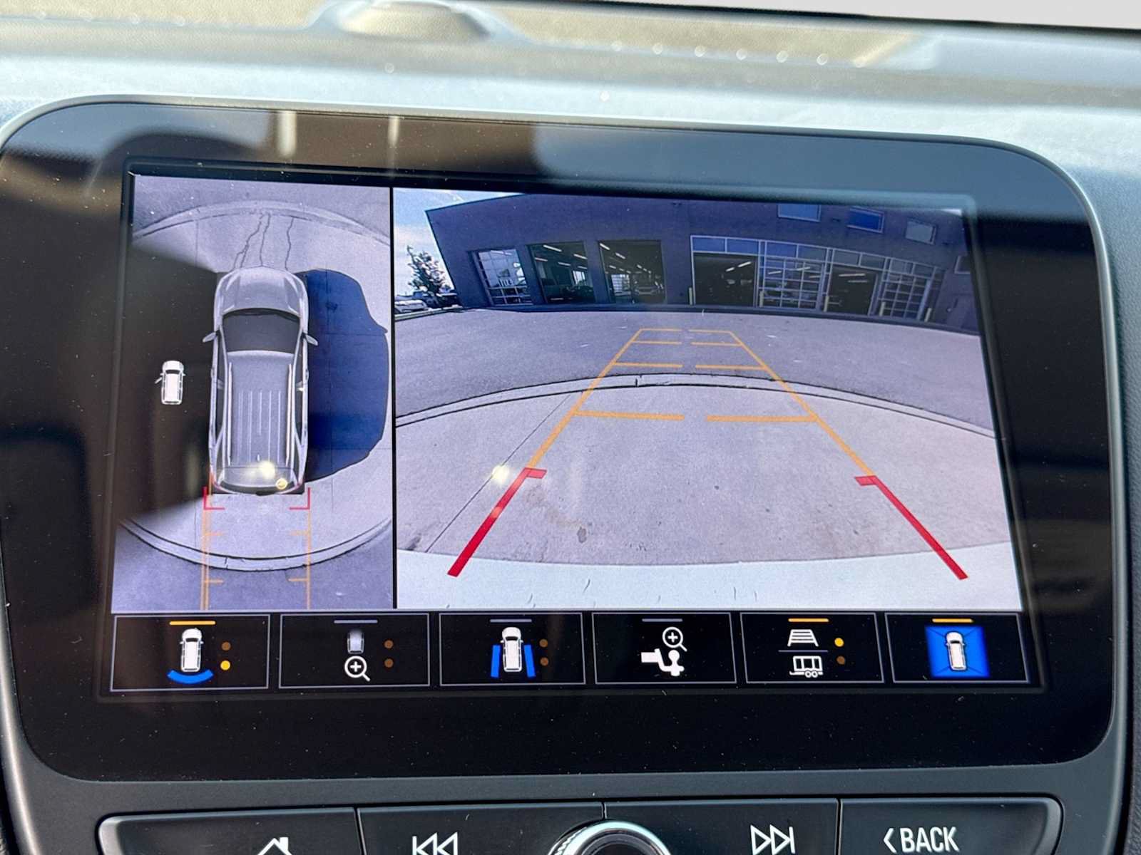 Used 2022 Chevrolet Equinox LT AWD/4WD image 28