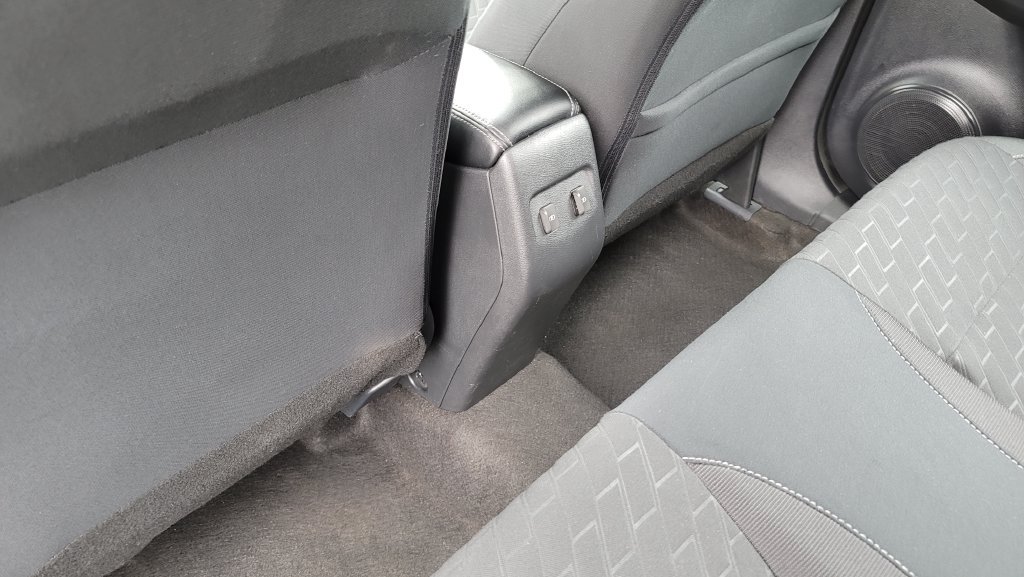 Used 2024 Nissan Kicks SV FWD image 26