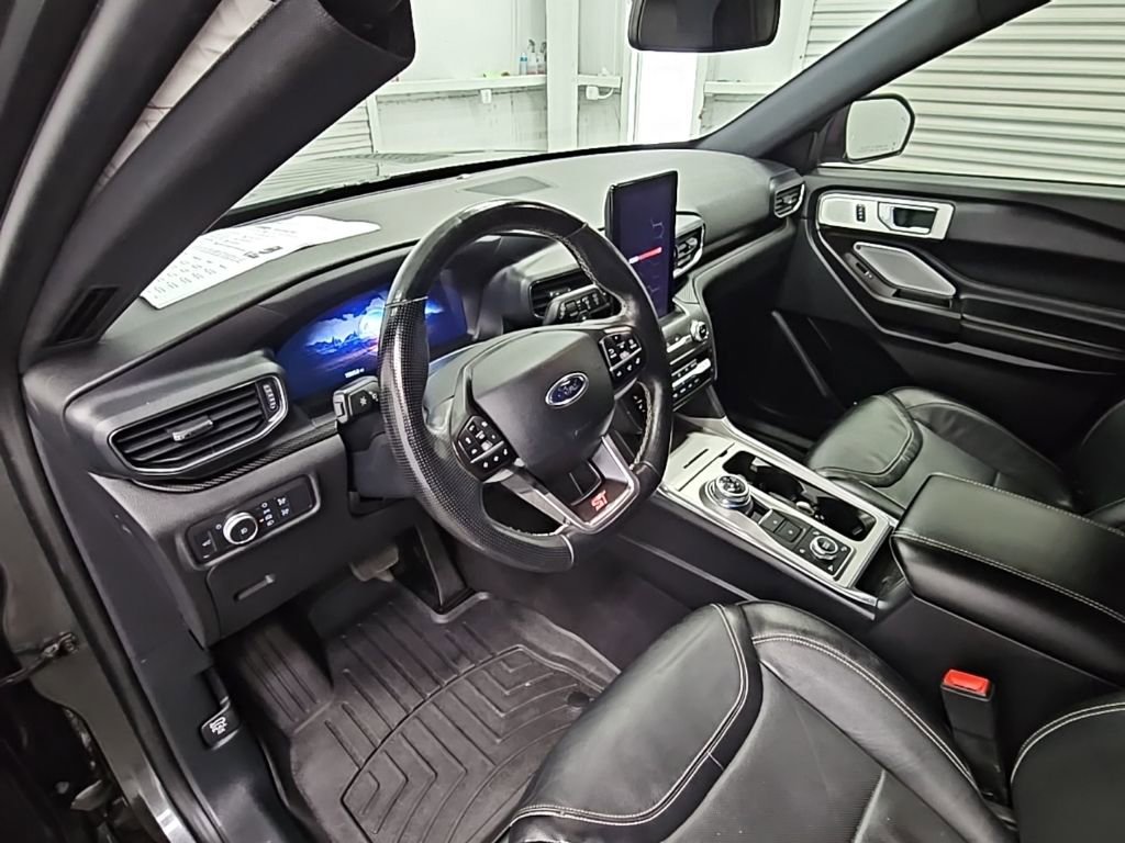 Used 2020 Ford Explorer ST w/ ST Street Pack image 12