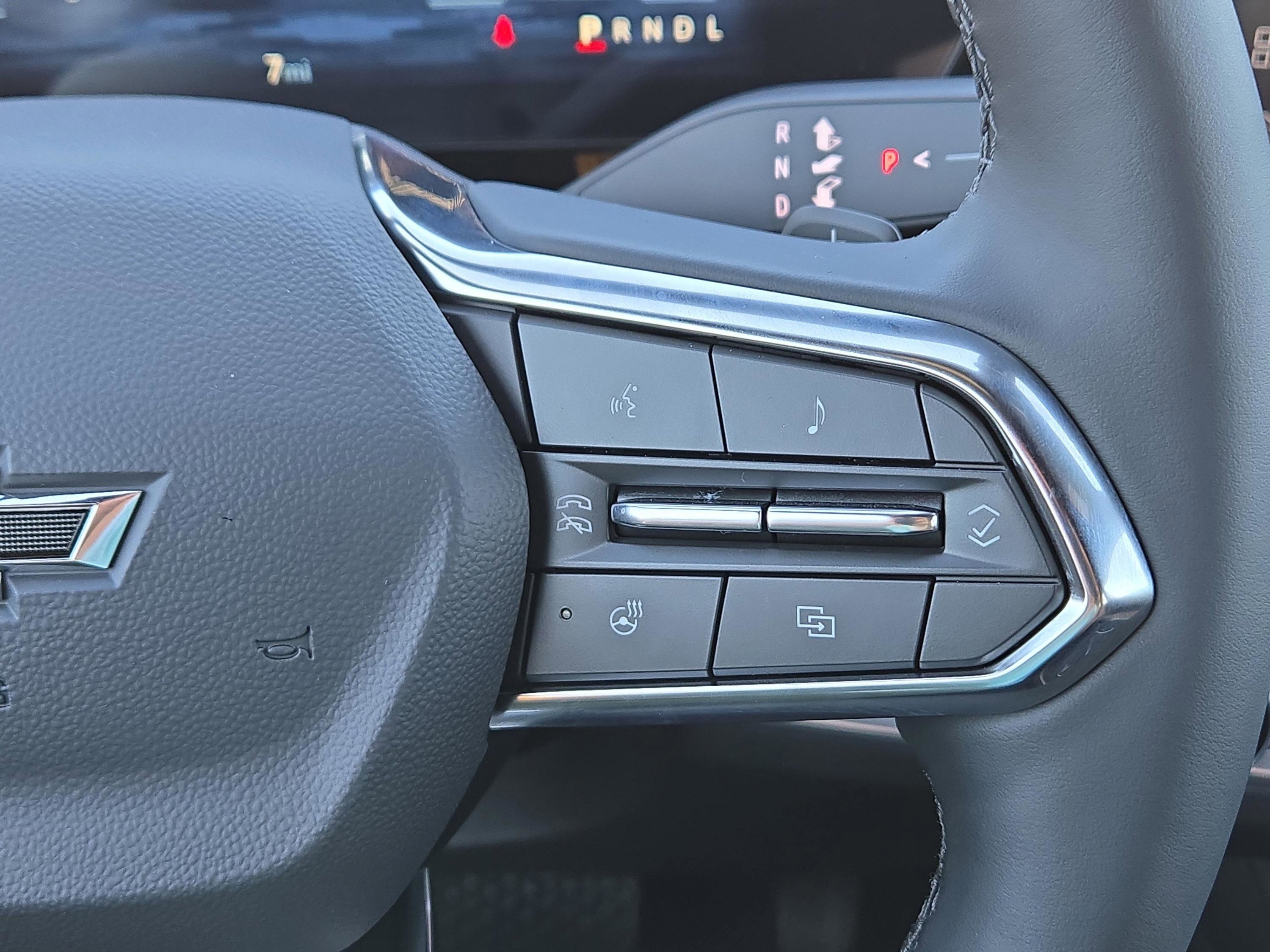 New 2026 Chevrolet Equinox ACTIV image 23