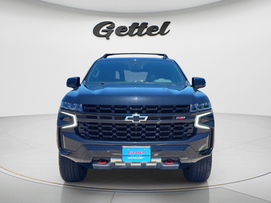 Used 2024 Chevrolet Tahoe Z71 w/ Luxury Package AWD/4WD image 4
