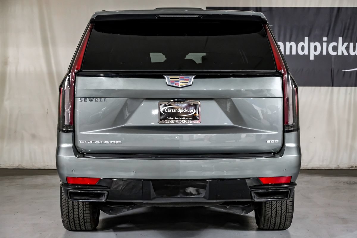 Used 2023 Cadillac Escalade ESV Sport Platinum AWD/4WD image 9