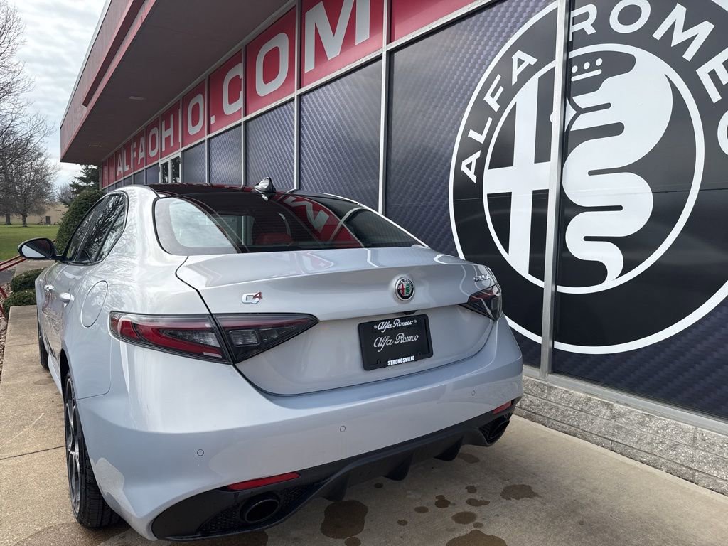 New 2026 Alfa Romeo Giulia AWD image 8