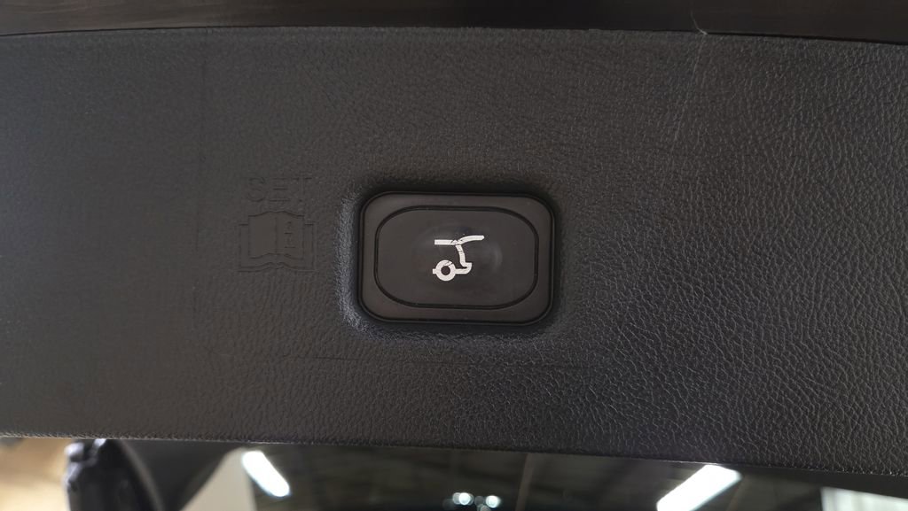 Used 2023 Lincoln Nautilus AWD image 27