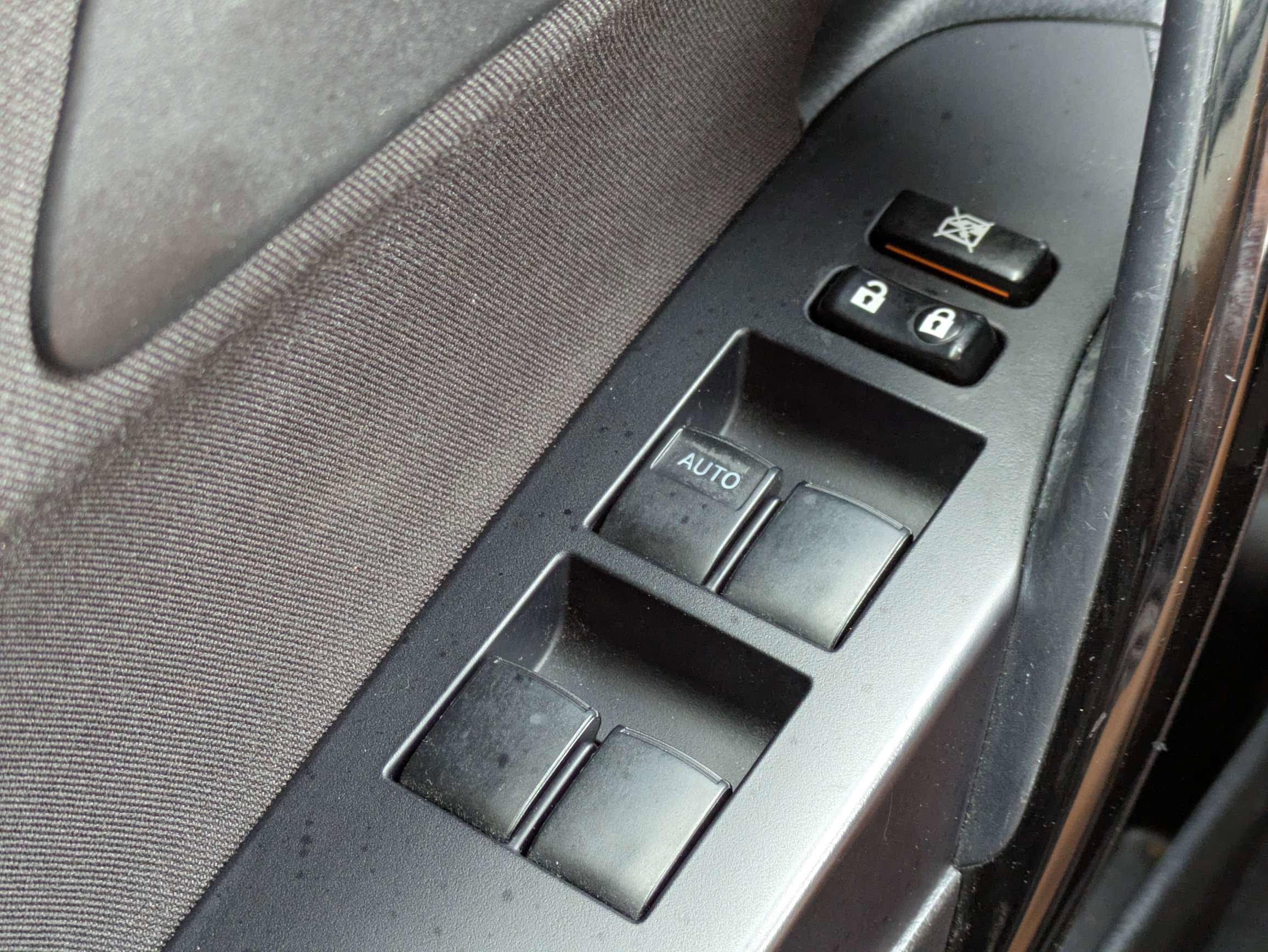 Used 2017 Toyota Corolla iM w/ All-Weather Mat Package FWD image 27
