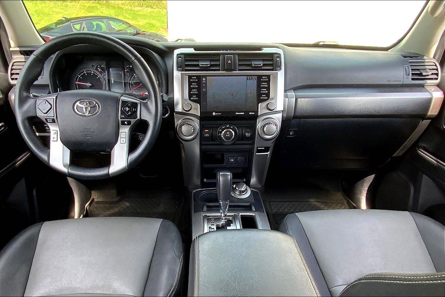 Used 2020 Toyota 4Runner SR5 Premium image 13