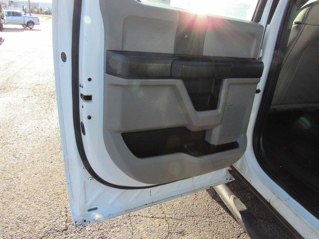 Used 2018 Ford F550 4x4 Crew Cab Super Duty image 22