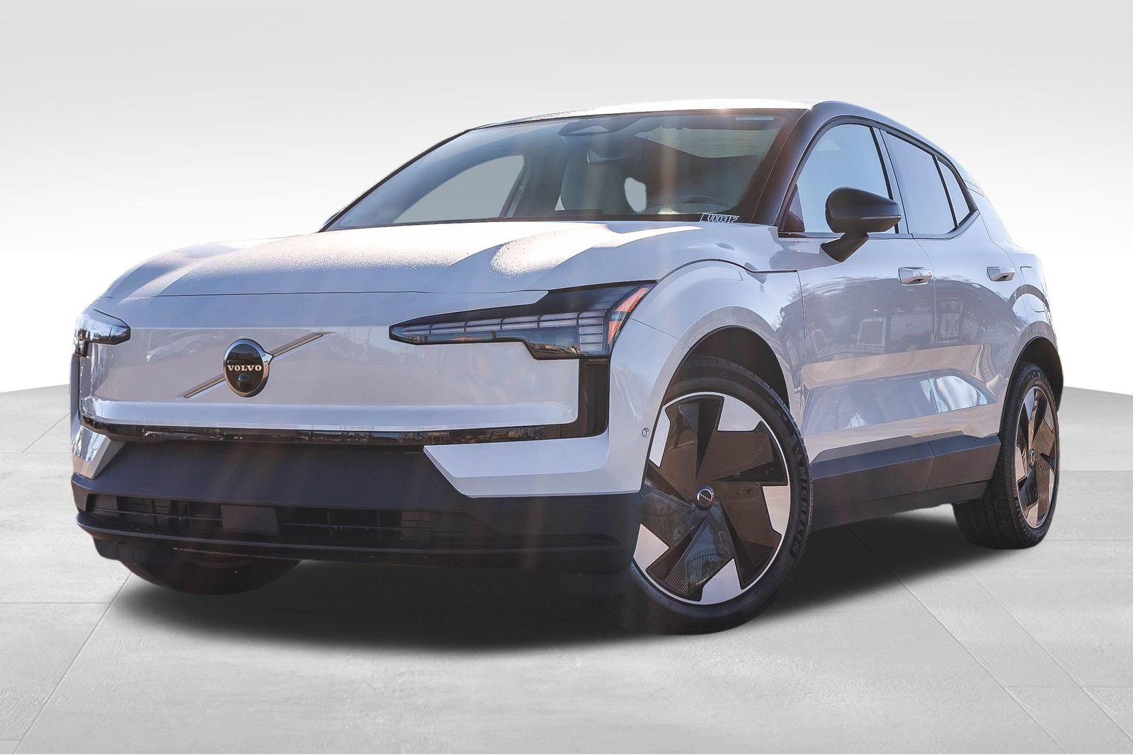 New 2026 Volvo EX30 Ultra w/ Climate Package