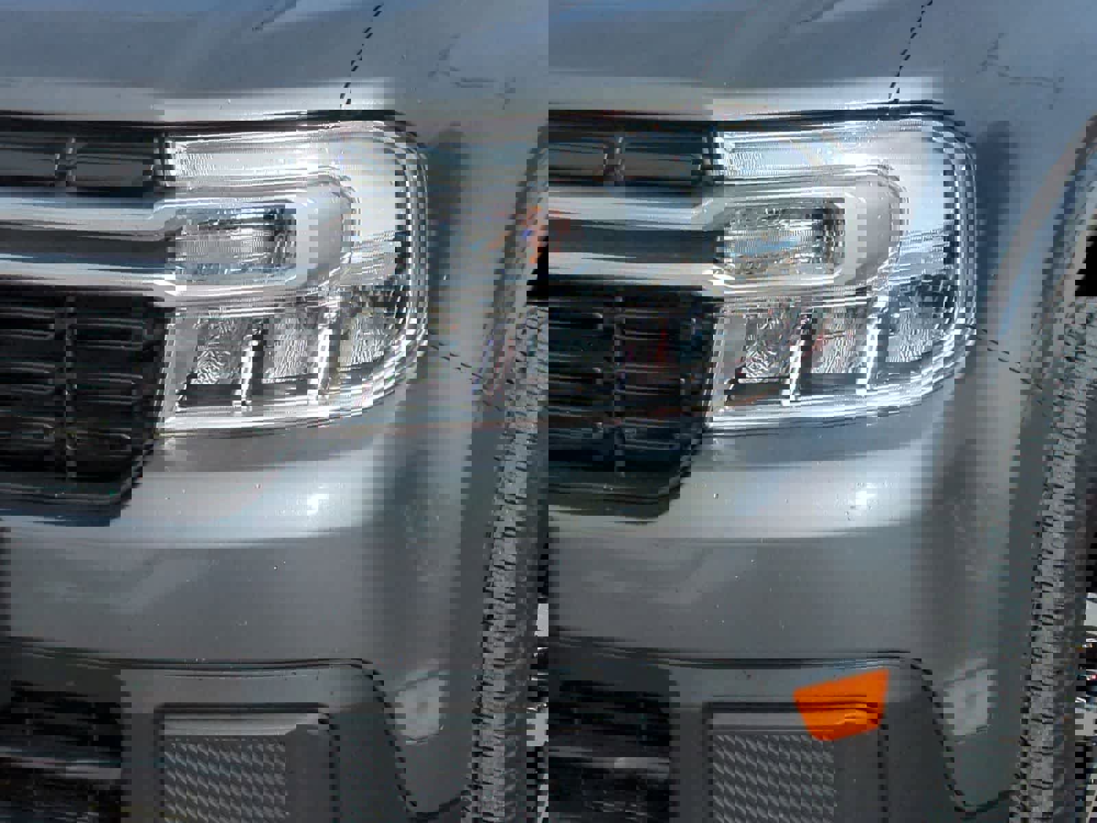 Used 2023 Ford Maverick Lariat image 11