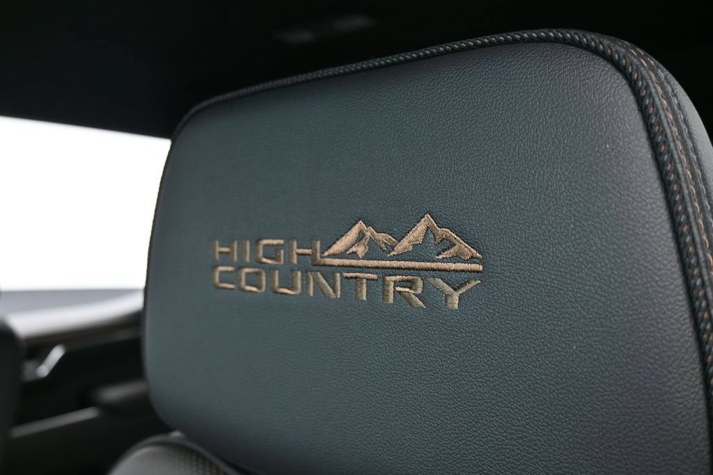 Used 2026 Chevrolet Silverado 1500 High Country RWD image 11