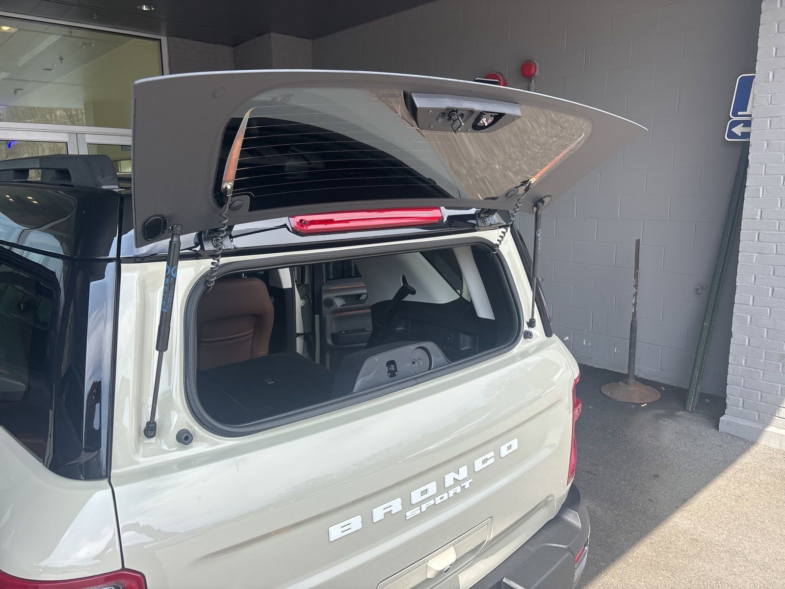 Used 2025 Ford Bronco Sport Outer Banks w/ Outer Banks Tech Package+ AWD/4WD image 46