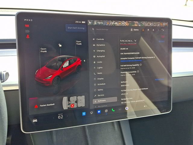 Used 2024 Tesla Model Y Performance image 21