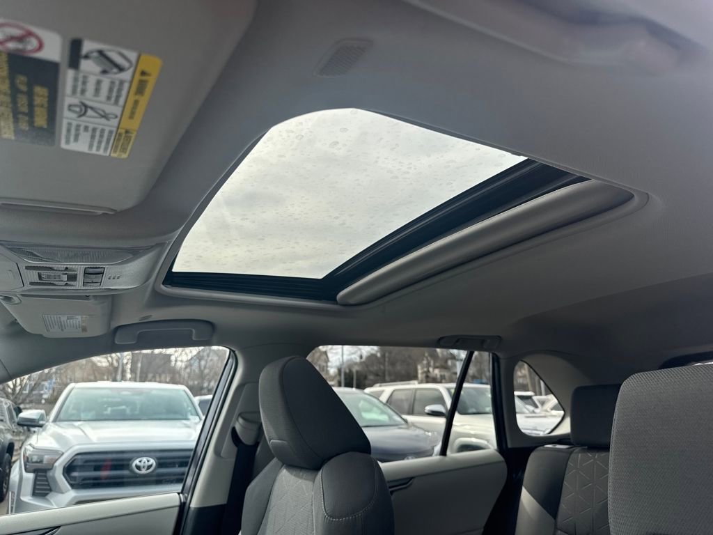 Used 2023 Toyota RAV4 XLE w/ Convenience Package image 17