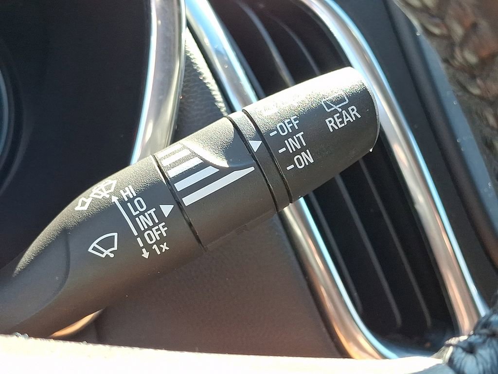 Used 2019 Chevrolet Equinox LT image 25