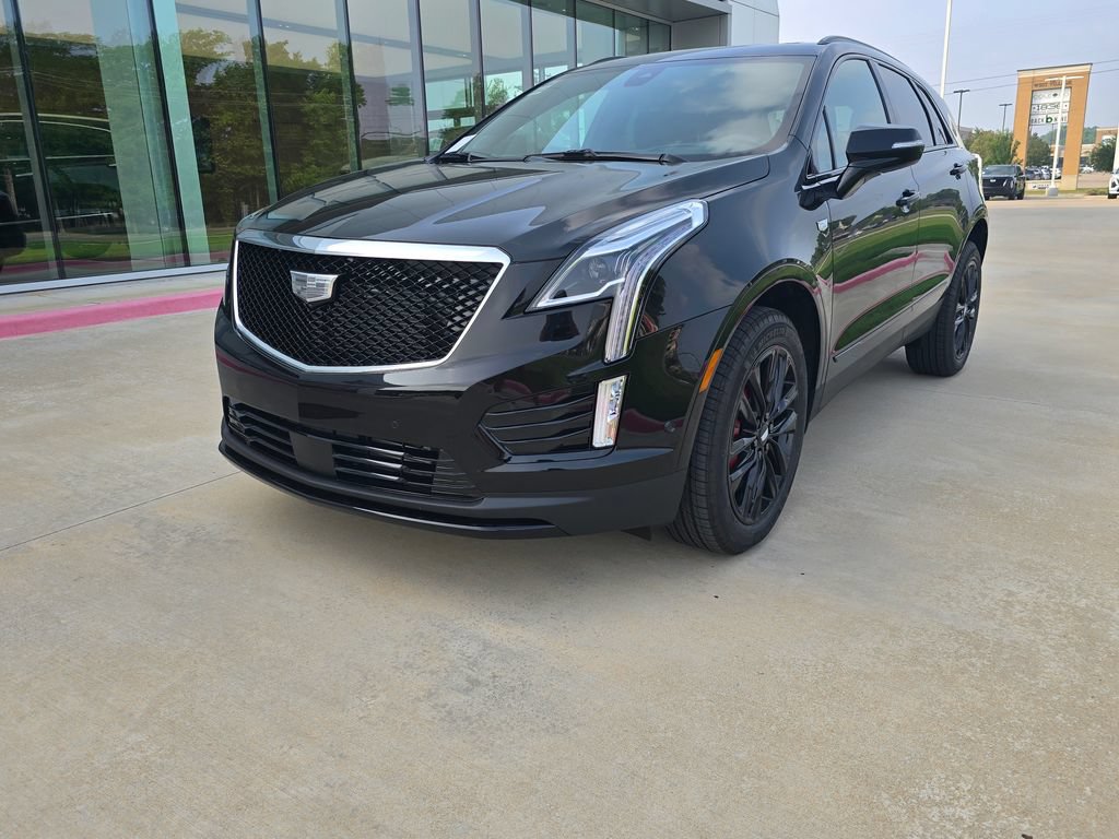 New 2026 Cadillac XT5 Sportv w/ LPO, Onyx Lite Package