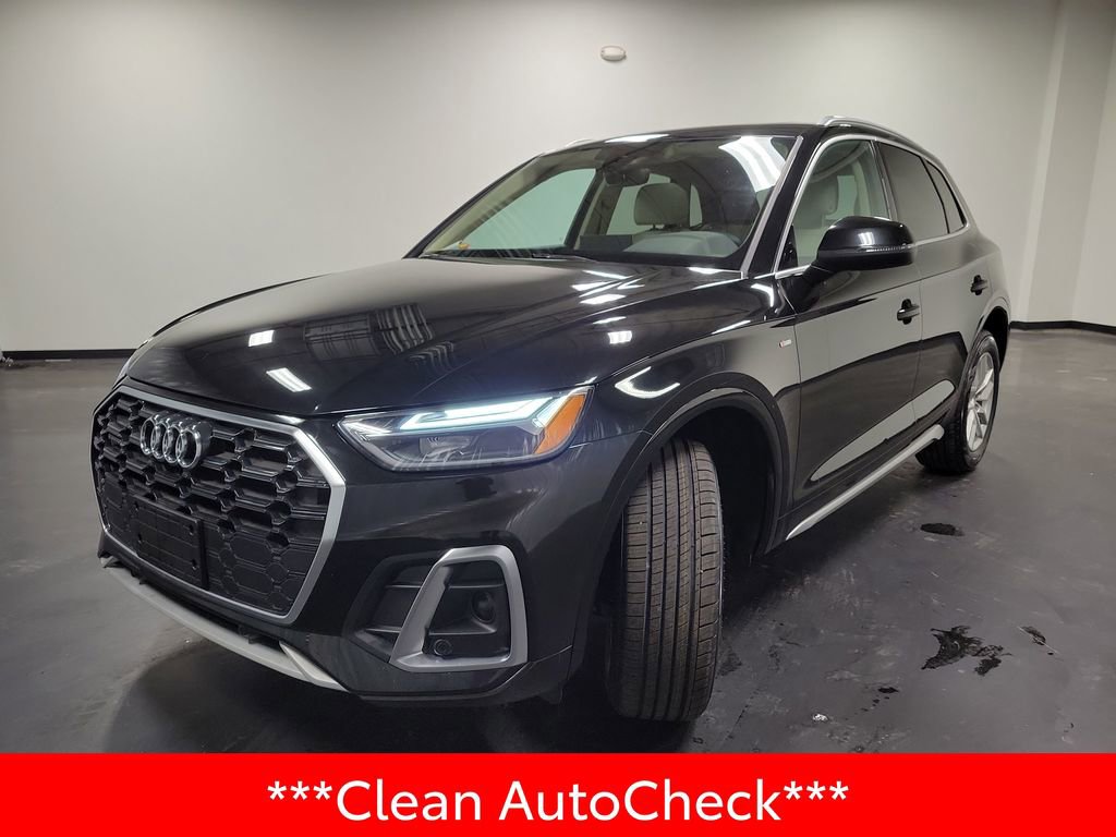 Used 2022 Audi Q5 2.0T Premium w/ Convenience Package image 4