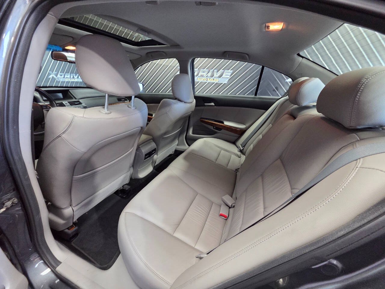 Used 2012 Honda Accord EX-L image 27