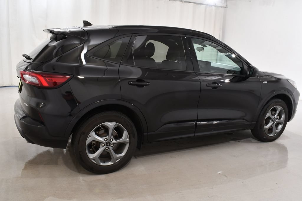 Used 2024 Ford Escape ST-Line w/ Tech Pack #1 AWD/4WD image 11