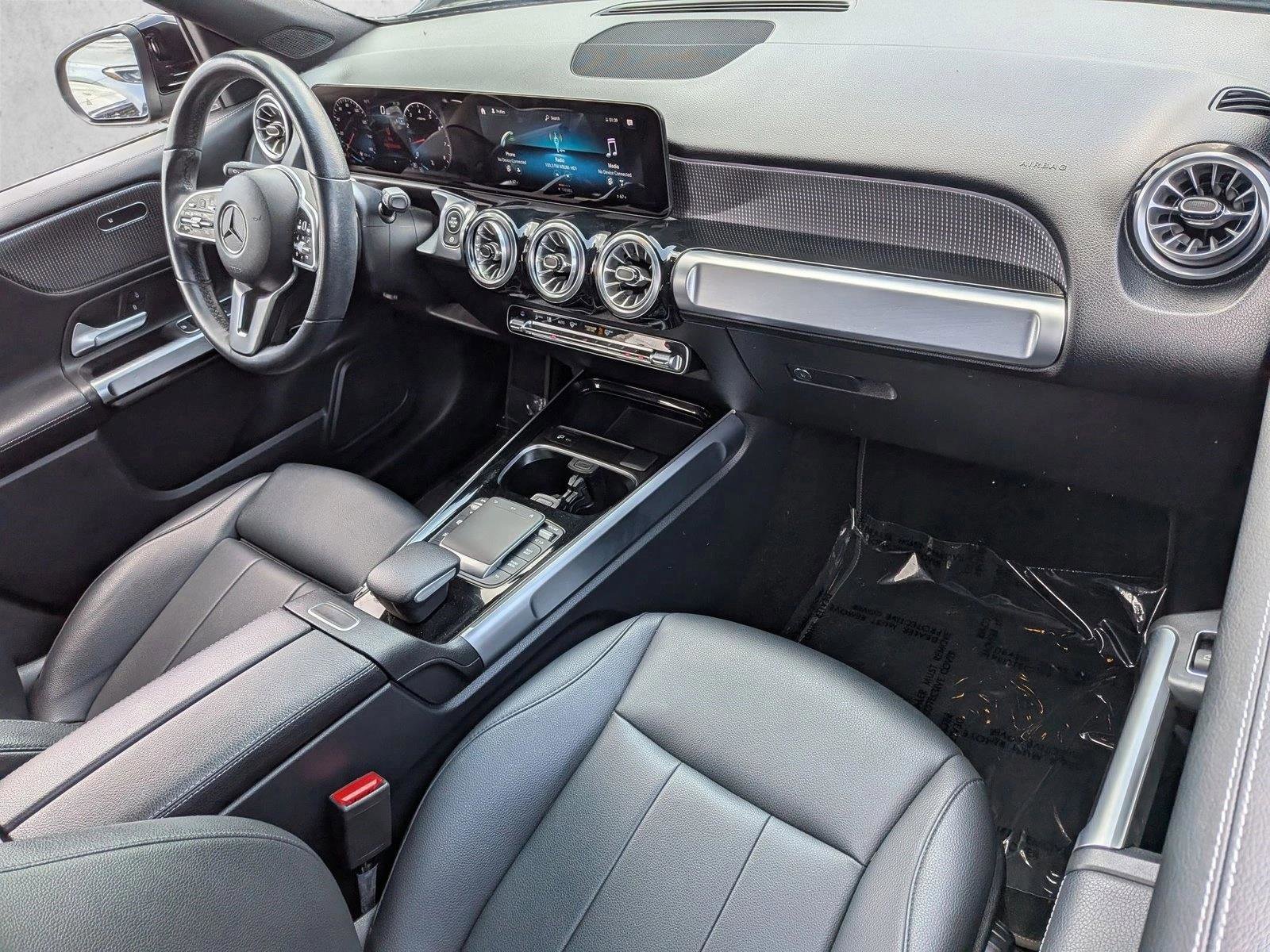 Used 2022 Mercedes-Benz GLB 250 image 19