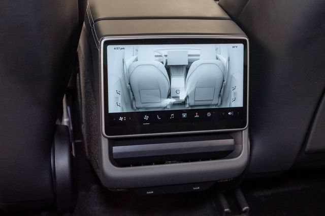 Used 2026 Tesla Model Y AWD image 22