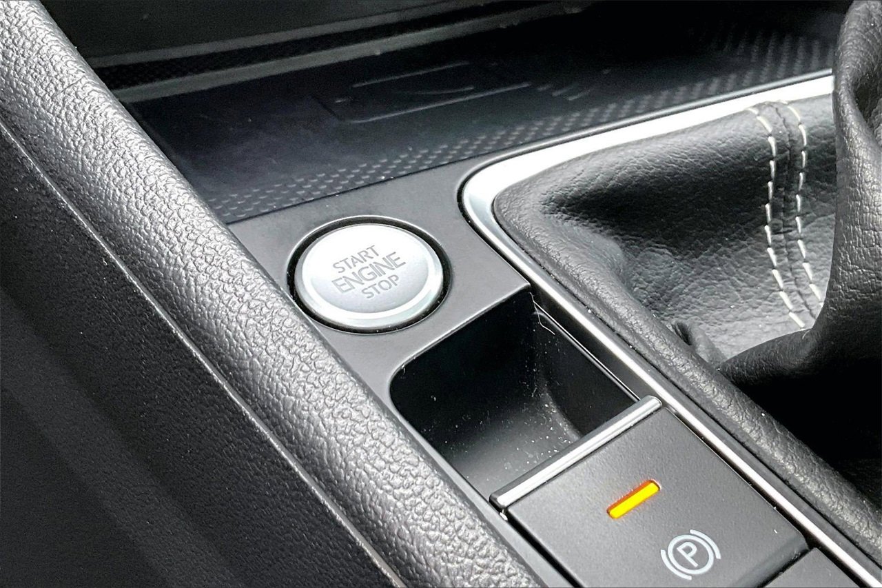 Used 2022 Volkswagen Jetta SEL image 28