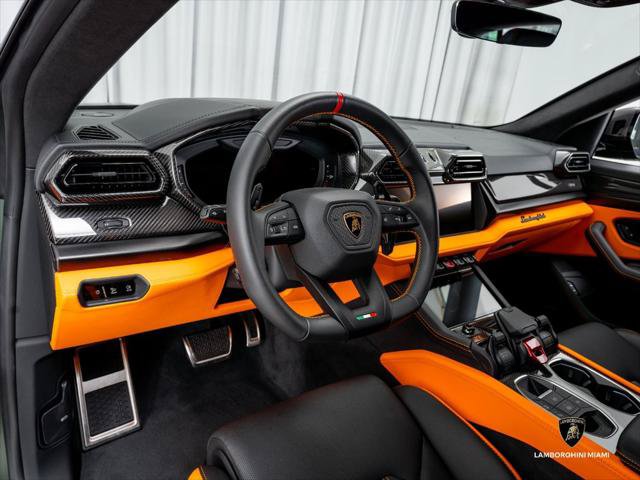 Used 2026 Lamborghini Urus SE AWD/4WD image 29
