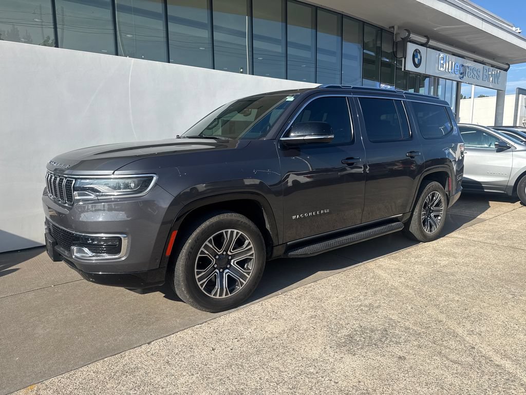 Used 2023 Jeep Wagoneer 4WD w/ Premium Group I image 1