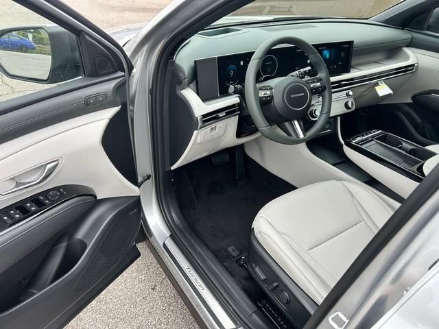 New 2026 Hyundai Tucson Limited image 6