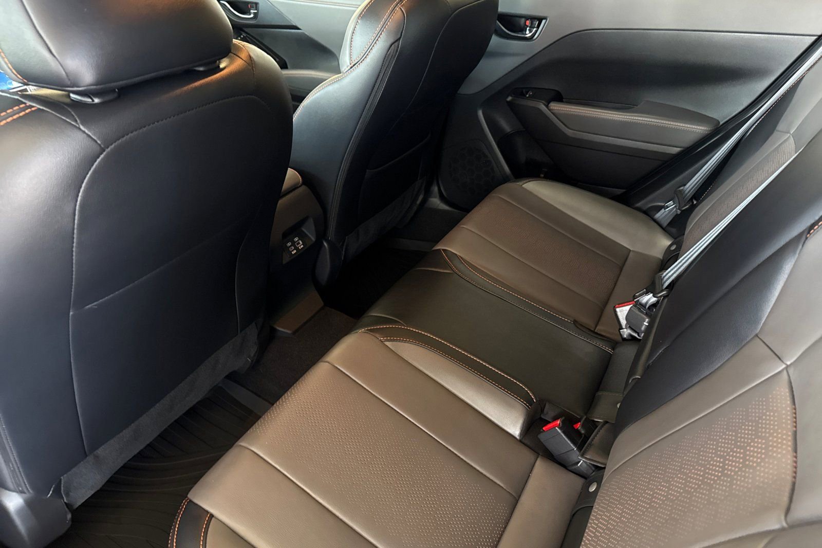 Certified 2025 Subaru Crosstrek 2.5i Limited w/ Crosstrek Mirror Package AWD/4WD image 11