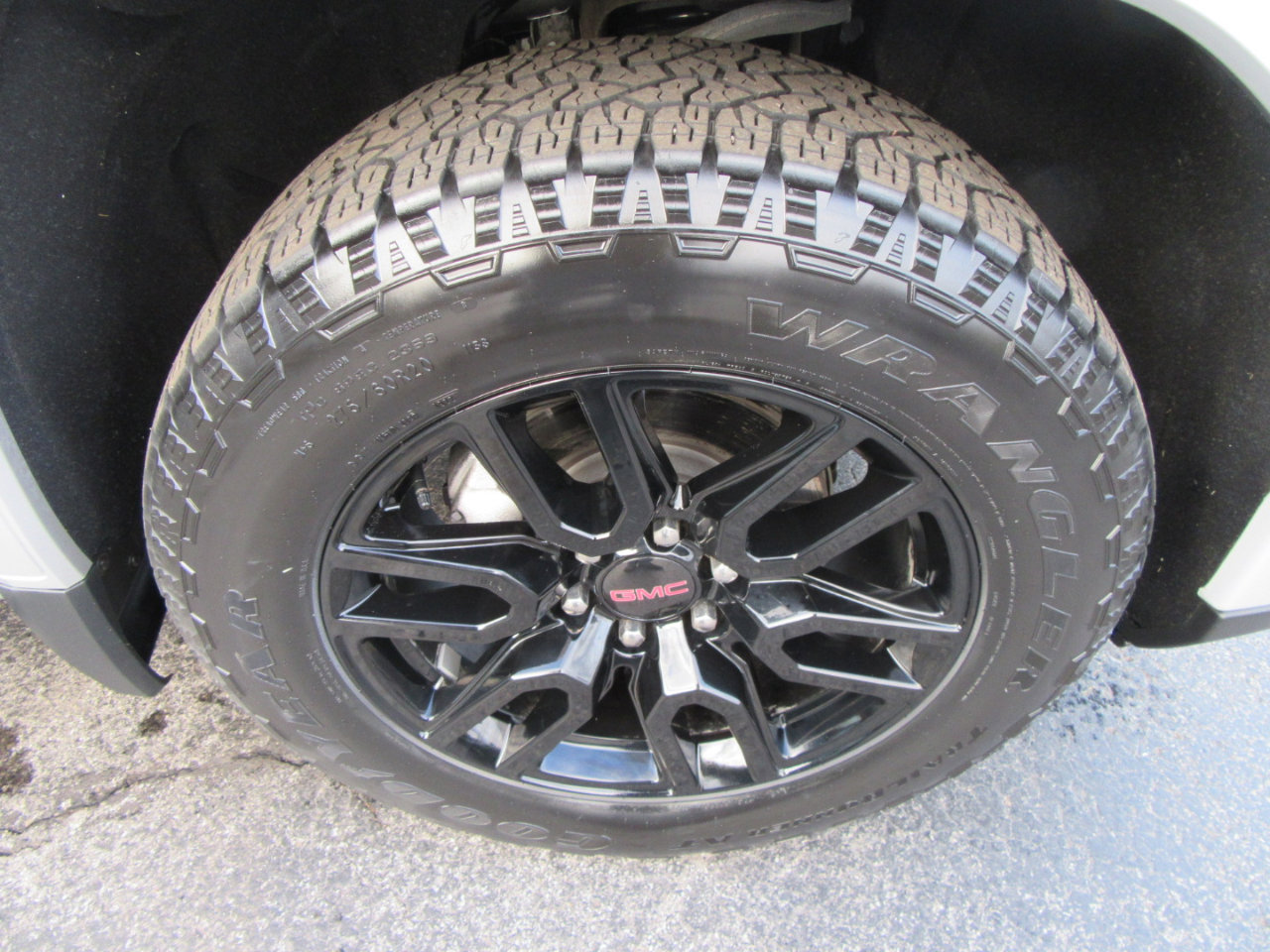 Used 2022 GMC Sierra 1500 Elevation image 19