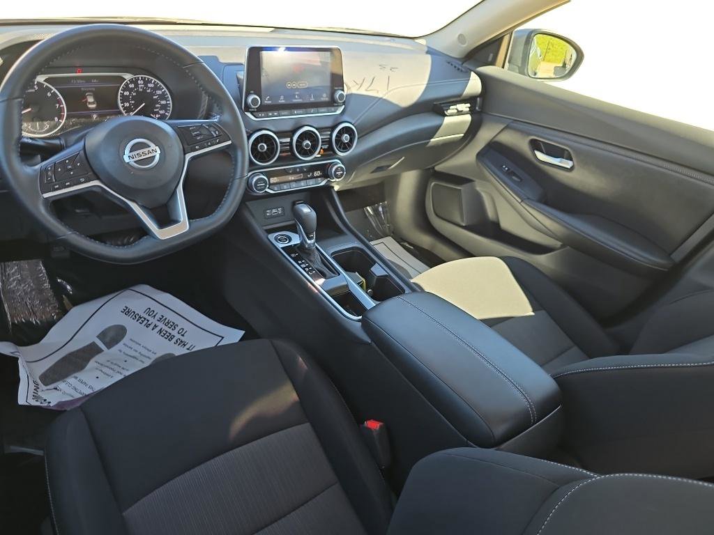 Used 2023 Nissan Sentra SV w/ All-Weather Package image 8