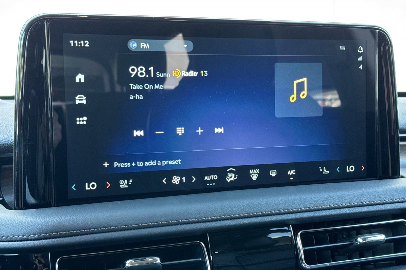 New 2025 Lincoln Aviator Reserve w/ Luxury Package image 18