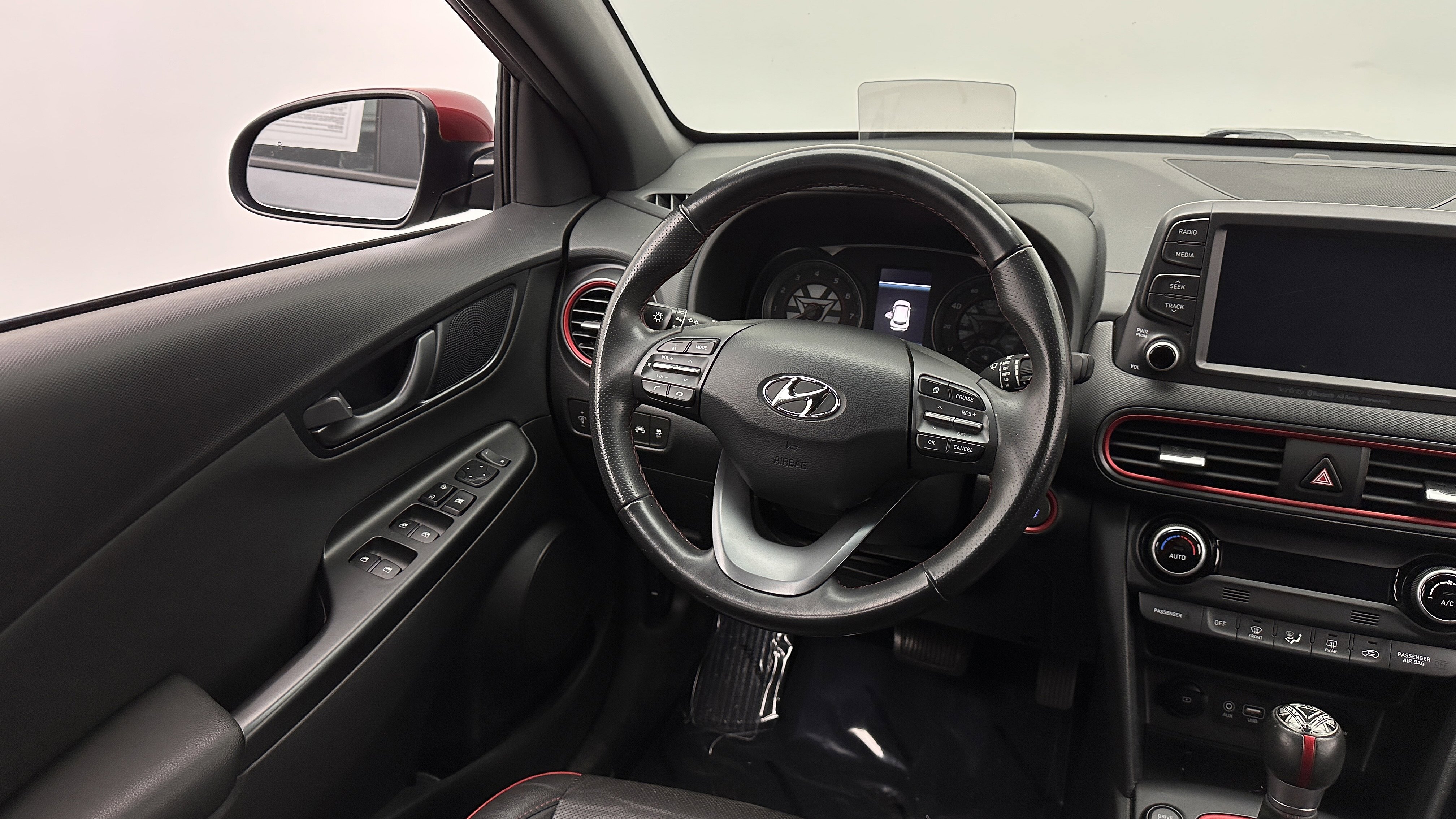 Used 2019 Hyundai Kona Ultimate FWD image 28