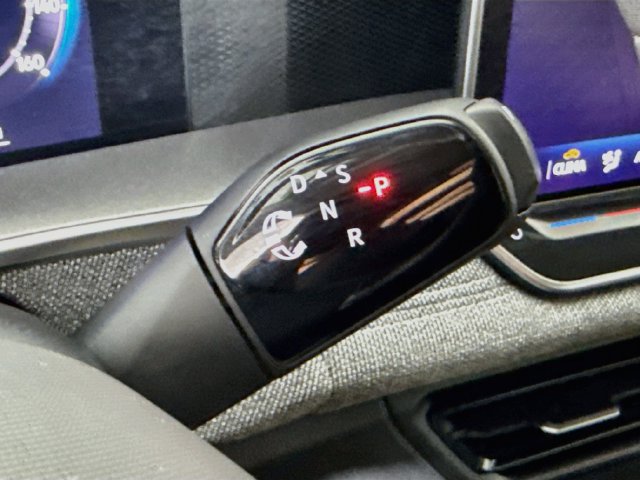 Used 2025 Volkswagen Tiguan S FWD image 19