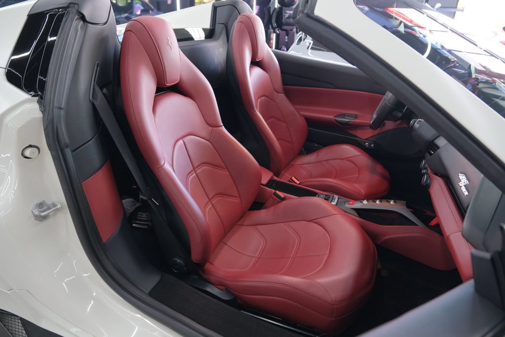Used 2018 Ferrari 488 Spider RWD image 14