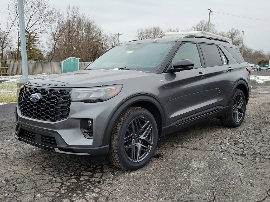 New 2026 Ford Explorer ST-Line w/ ST-Line Street Pack image 8