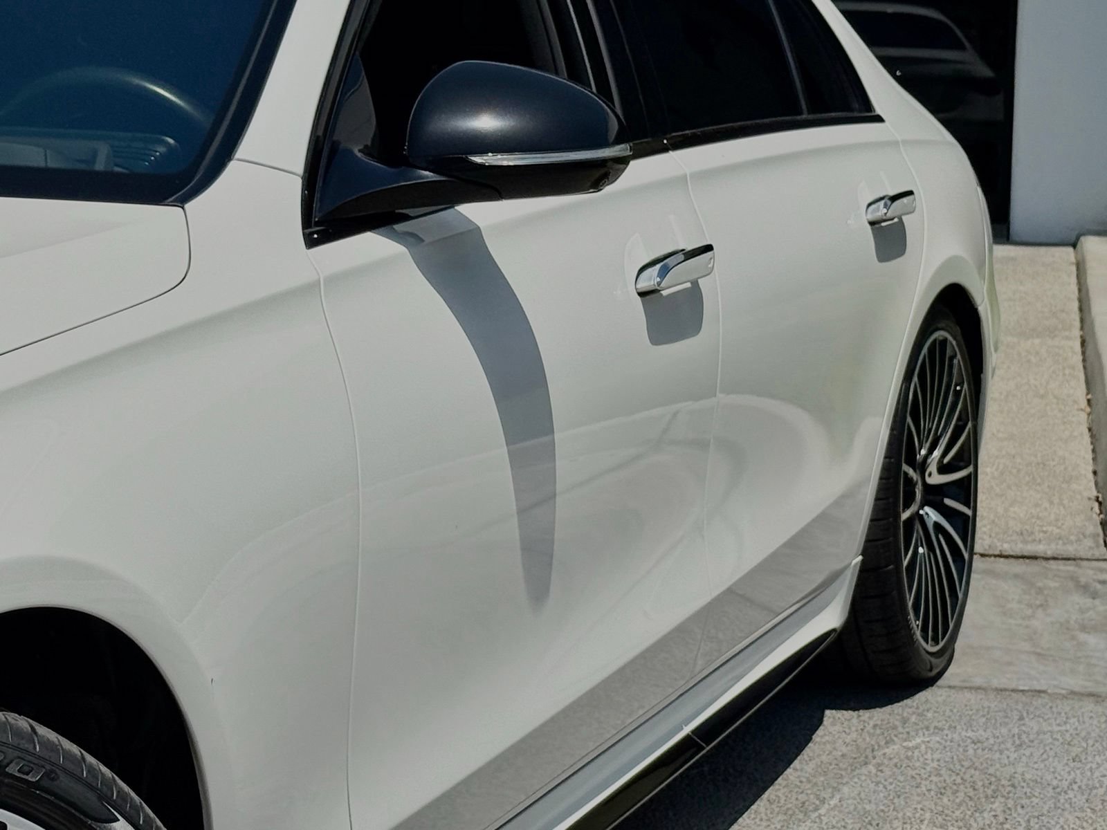 Used 2023 Mercedes-Benz S 580 4MATIC Sedan image 4