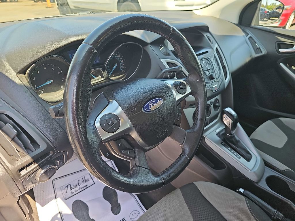Used 2012 Ford Focus SE image 26