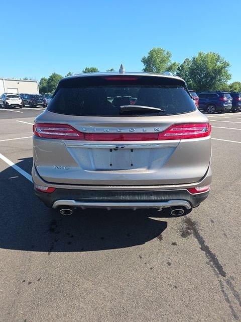 Used 2019 Lincoln MKC Select w/ Select Plus Package AWD/4WD image 5