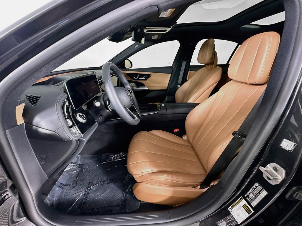 Certified 2024 Mercedes-Benz E 350 4MATIC Sedan image 21