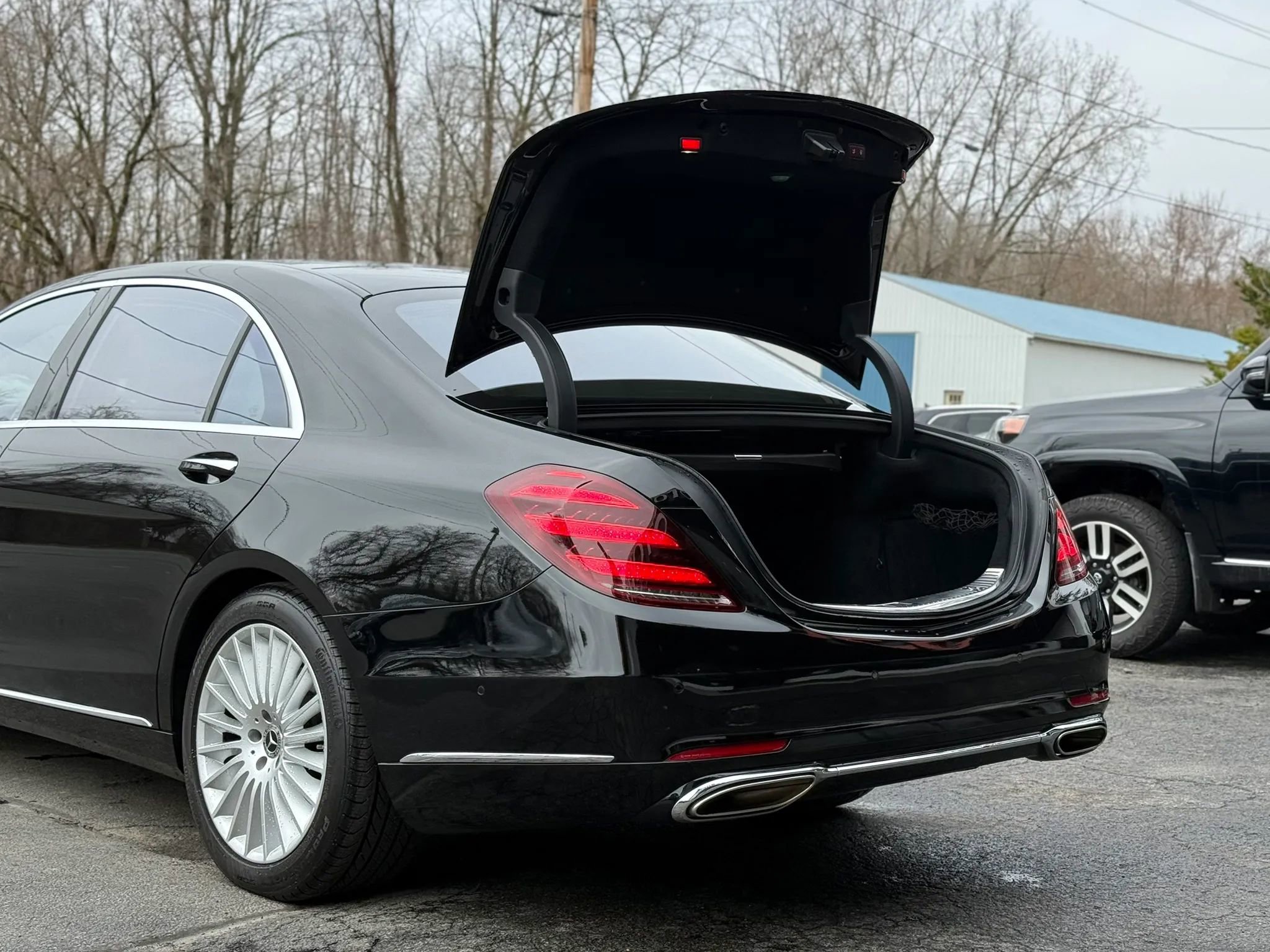 Used 2019 Mercedes-Benz S 560 4MATIC Sedan image 56