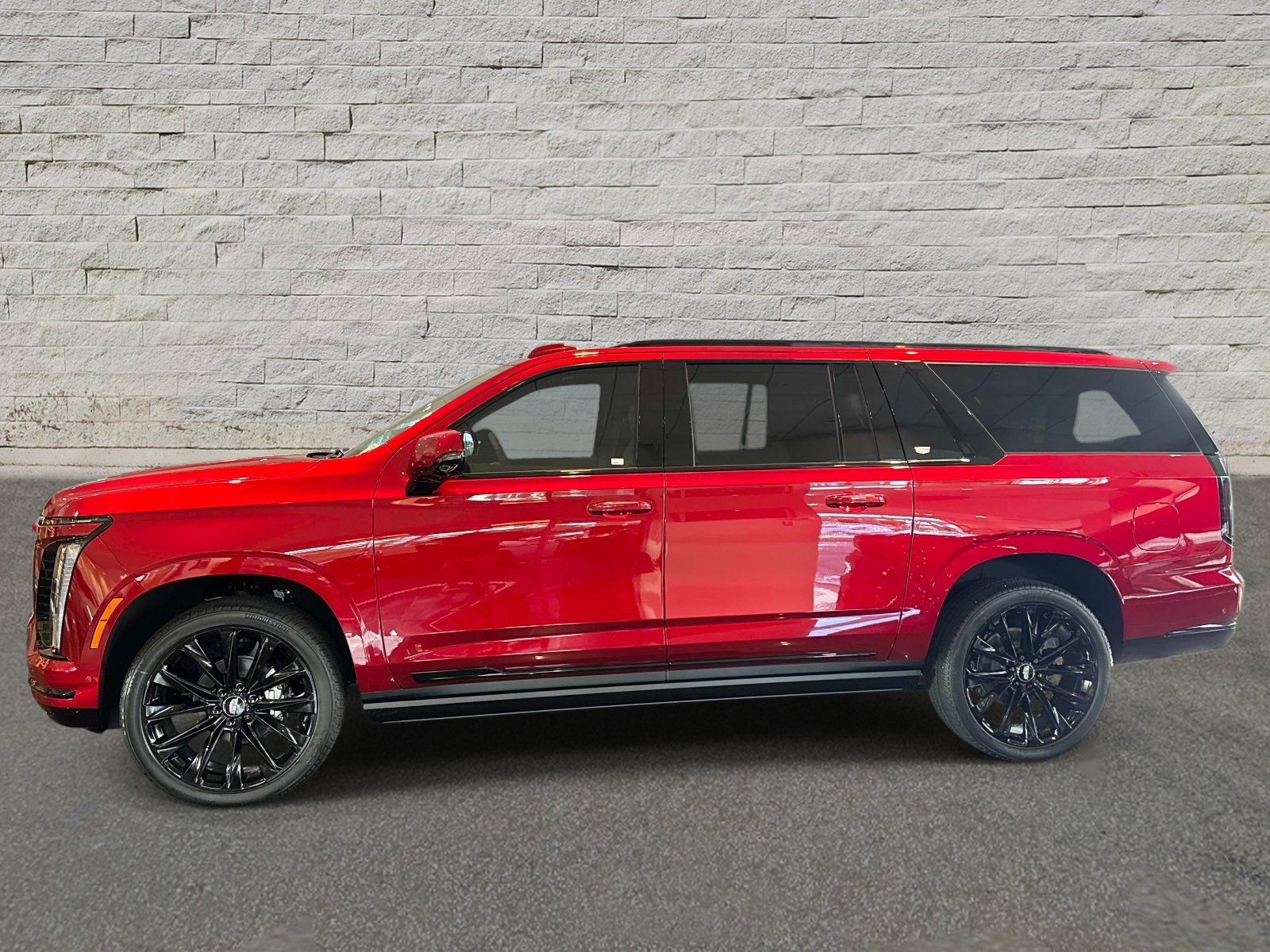 New 2026 Cadillac Escalade ESV Platinum Sport w/ LPO, ONYX Package AWD/4WD image 2