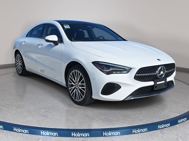 Used 2025 Mercedes-Benz CLA 250 image 4