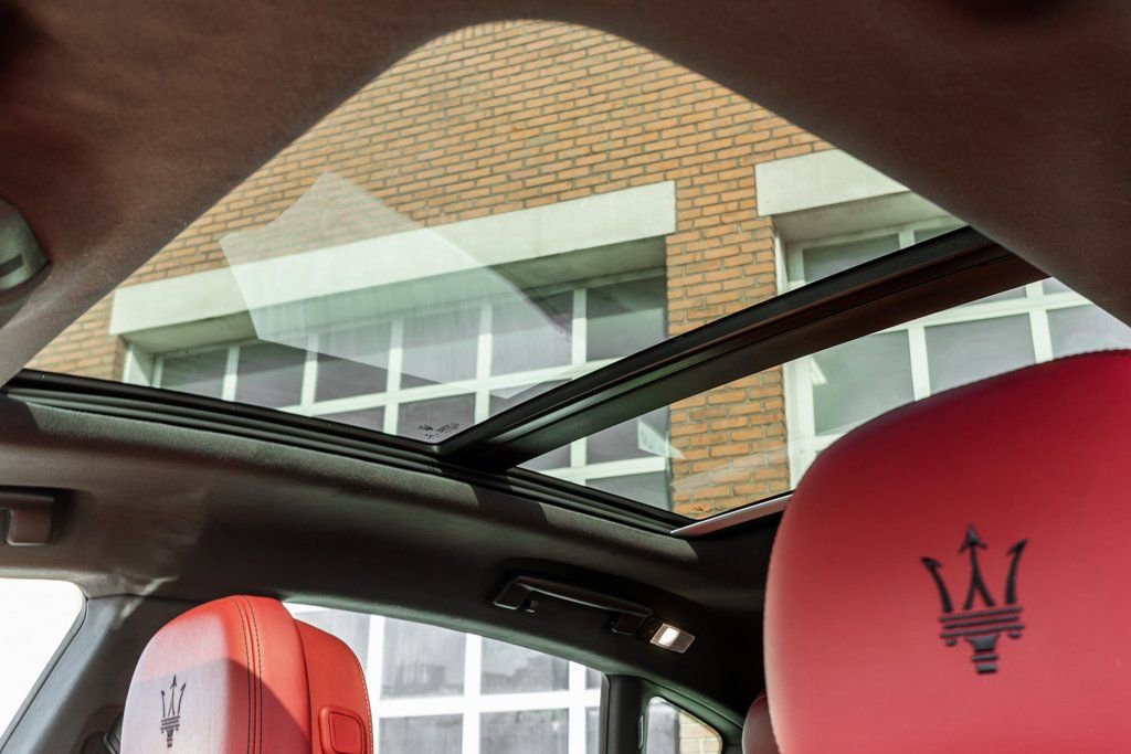 Used 2022 Maserati Levante GT image 13