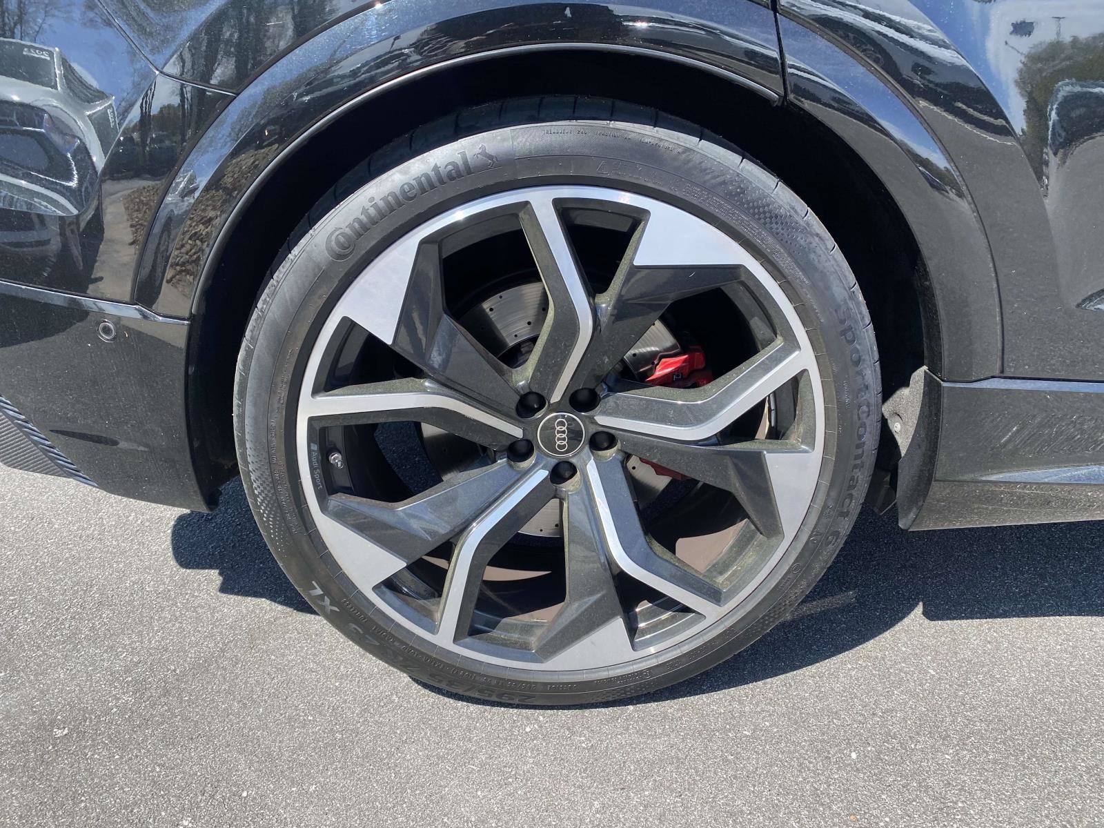 Certified 2022 Audi RS Q8 w/ Carbon Optic Package image 9