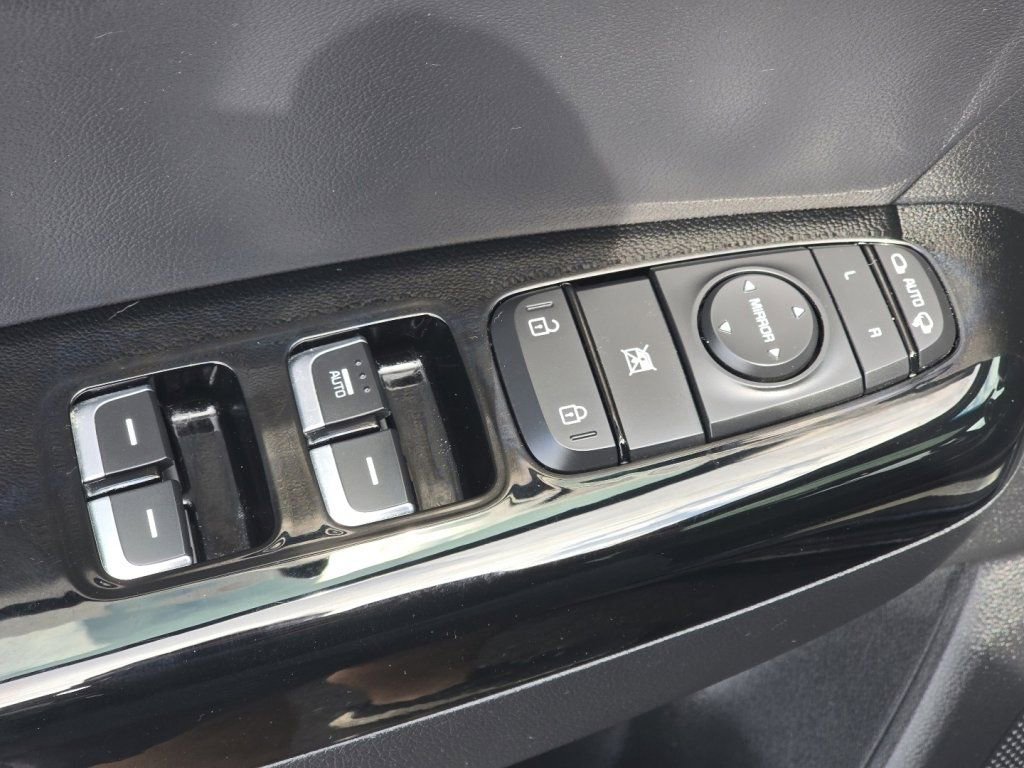 Used 2022 Kia Sportage Nightfall Edition w/ Nighfall AWD Premium Package image 22