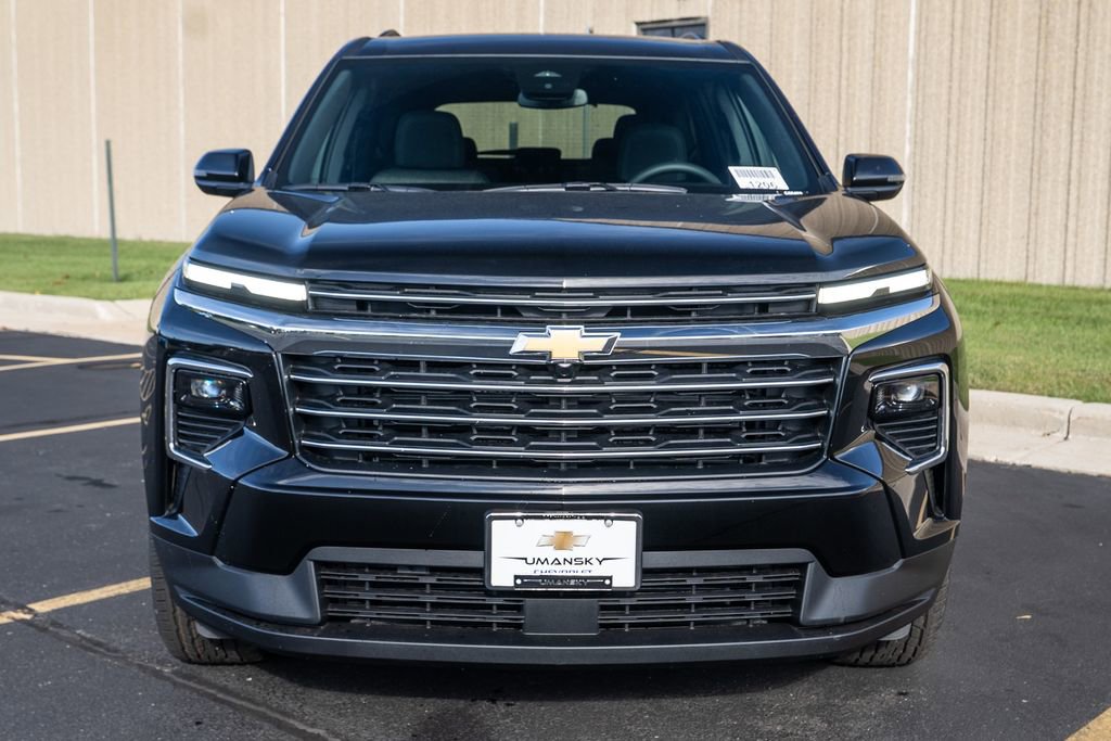 New 2026 Chevrolet Traverse LT image 3